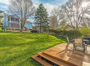 606 Diving Hawk Trl, Madison, WI 53713