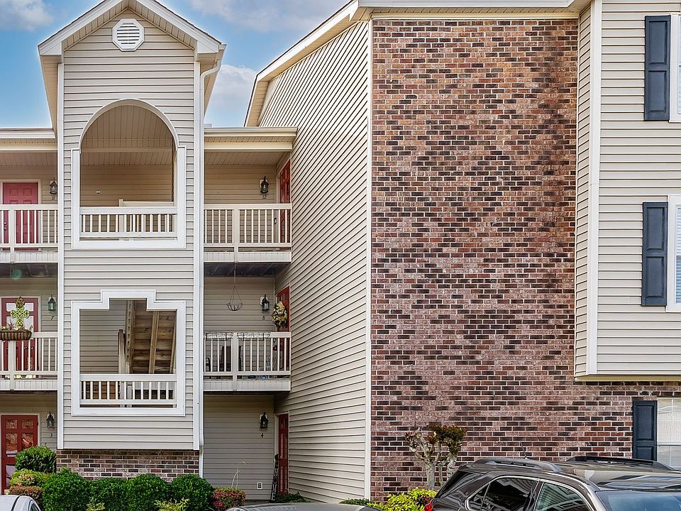 1st image of 2705 Preston Woods Ln APT 12