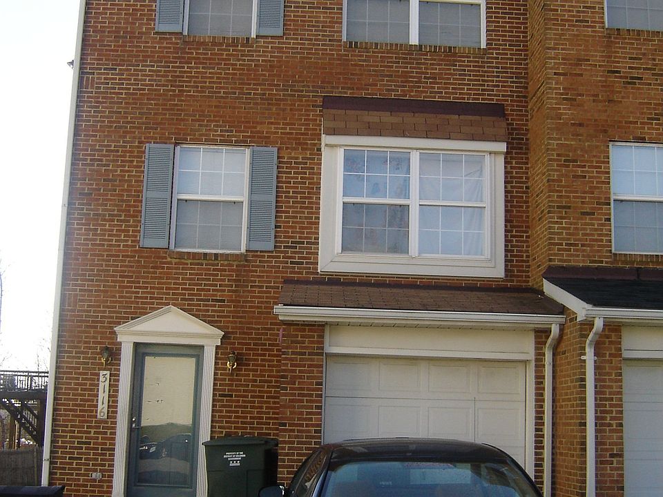 Great Townhouse!