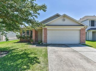 8031 Safflower Dr, Baytown, TX 77521