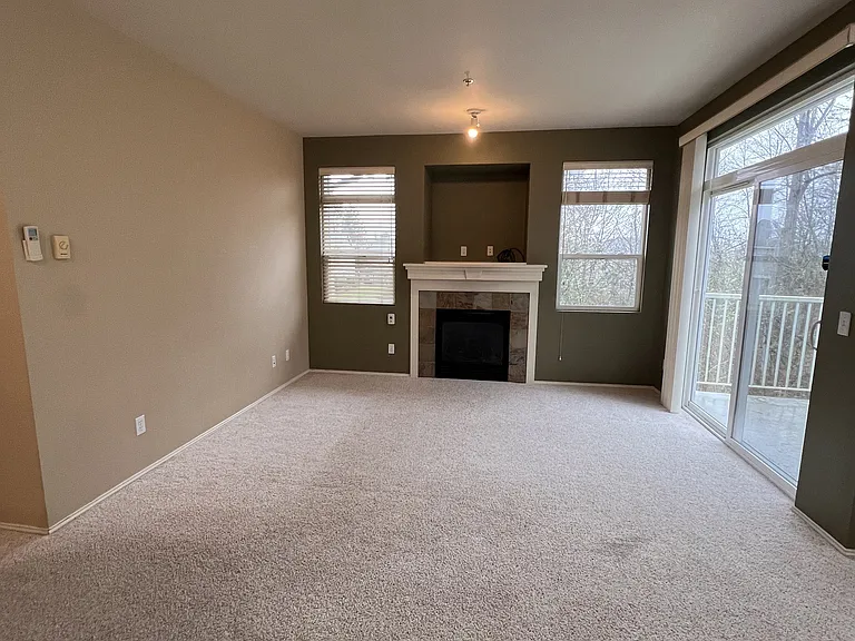 748 241st Ln SE — Photo 14