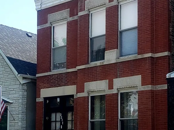 3211 S Lowe Ave, Chicago, IL 60616