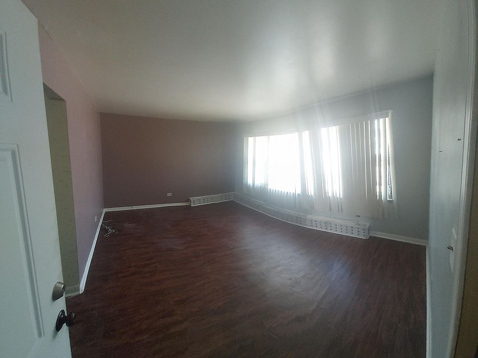 2nd image of 1112 Madison St APT 2
