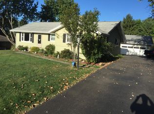 1179 Robinson Hill Rd, Endicott, NY 13760