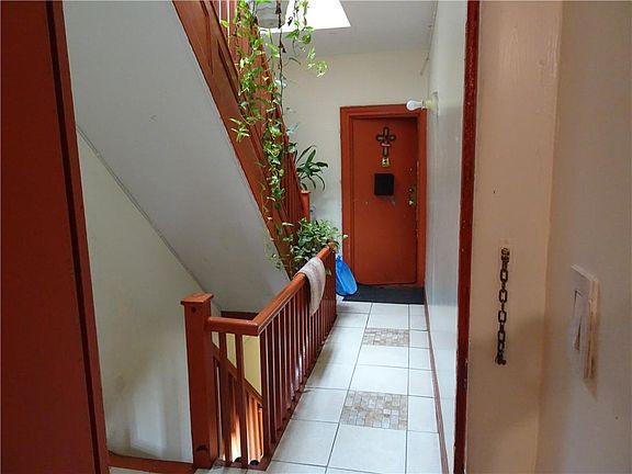 4th image of 30 Lefferts Ave