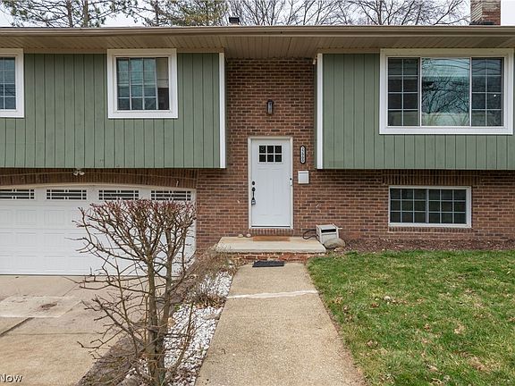 2nd image of 22900 Mastick Rd