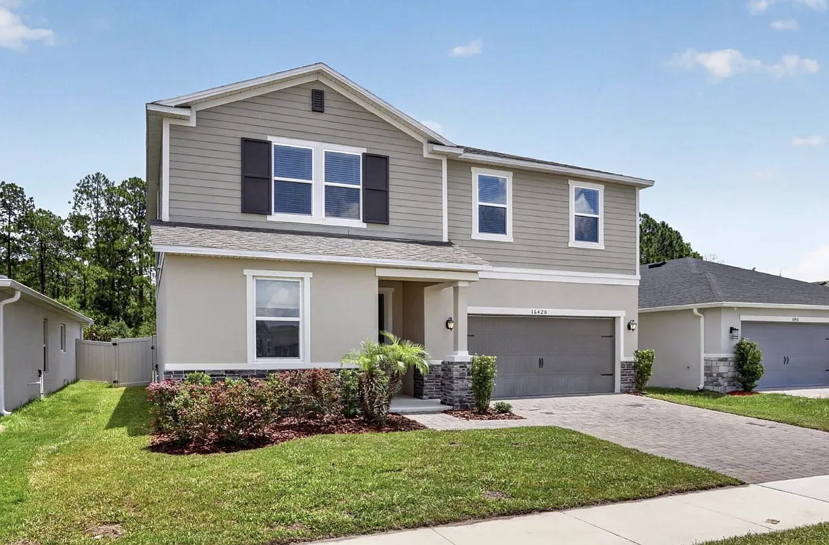 5 bed, 3.0 bath, 2672 sqft, $3,100 — Photo 1