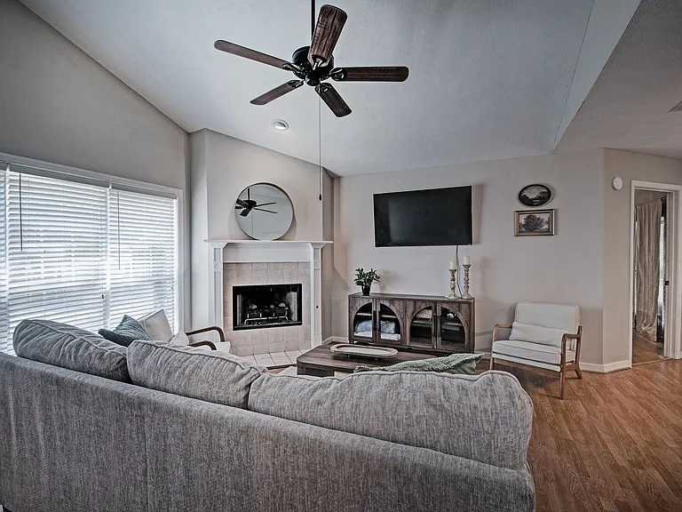 519 Harbor Ridge Dr — Photo 5