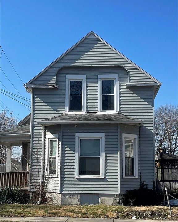 1st image of 35 N Philadelphia St