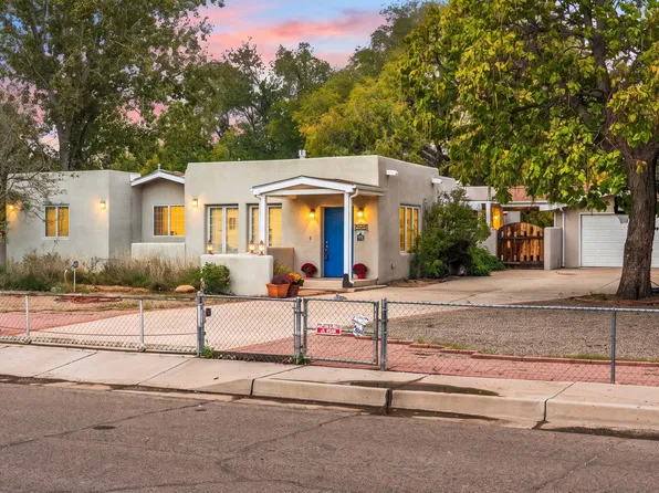 3123 Spur Ct NW, Albuquerque, NM 87104