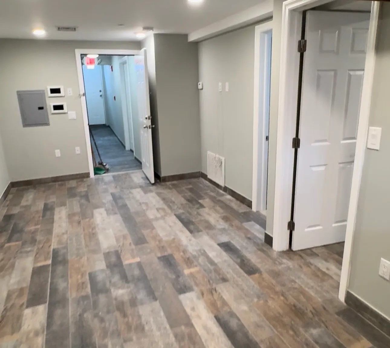 1 bed, 850 sqft, $1,500 — Photo 3