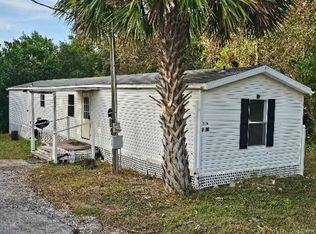 2030 Smith Ave, Mount Dora, FL 32757