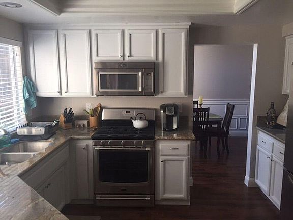 3rd image of 3425 Cobblestone Dr