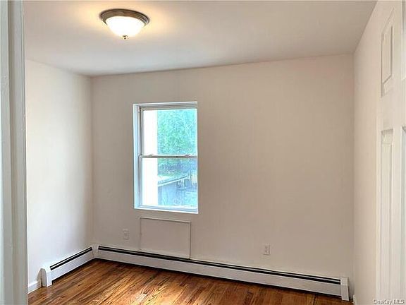 5th image of 1161 Longfellow Ave APT 3
