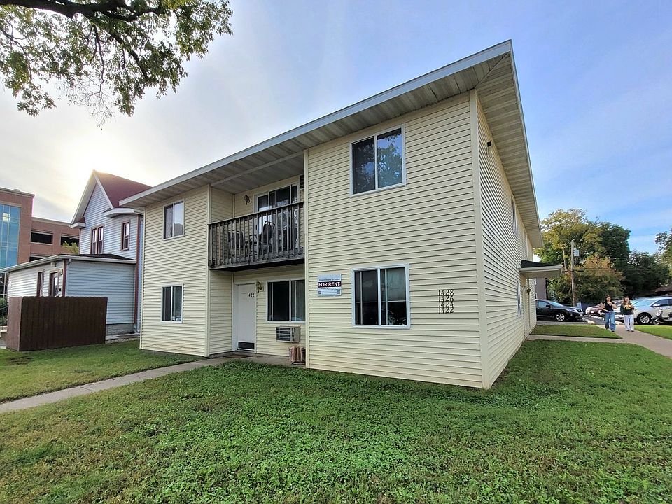 1st image of 1422 Vine St #1422