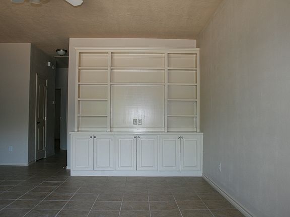 4th image of 1702 Deacon Dr APT 304