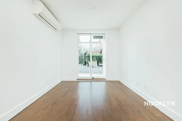 Rented by Nooklyn NYC LLC | media 40
