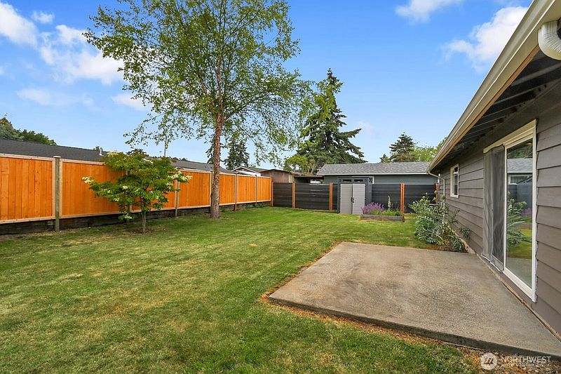 3rd image of 24415 14th Avenue S