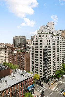 Rented by Level Group | media 7