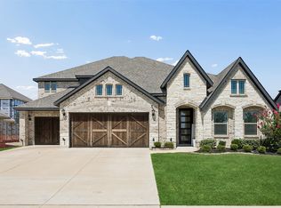 203 Memory Ln, Waxahachie, TX 75165