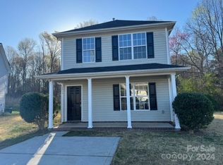2405 Smugglers Ct, Charlotte, NC 28216