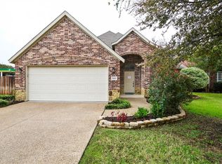 1901 Bentwood Ct, Grapevine, TX 76051