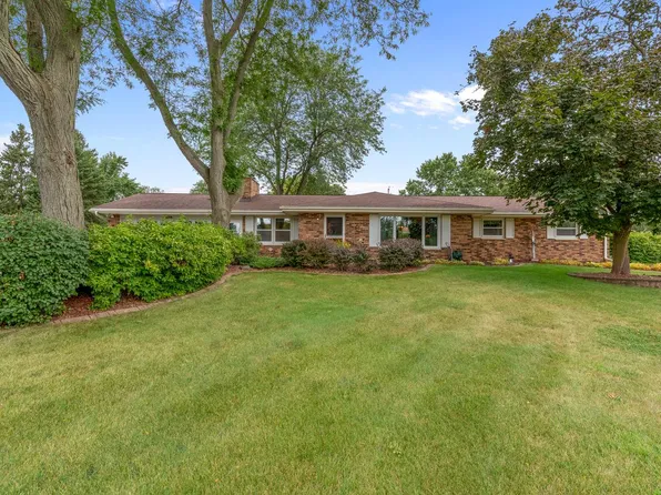 3726 Oakwood COURT SOUTH South, Hubertus, WI 53033