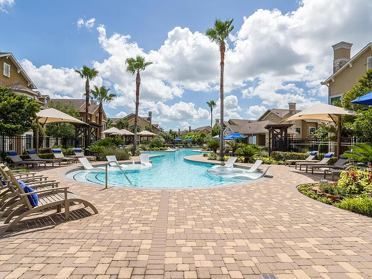 Avenues at Tuscan Lakes — Photo 28