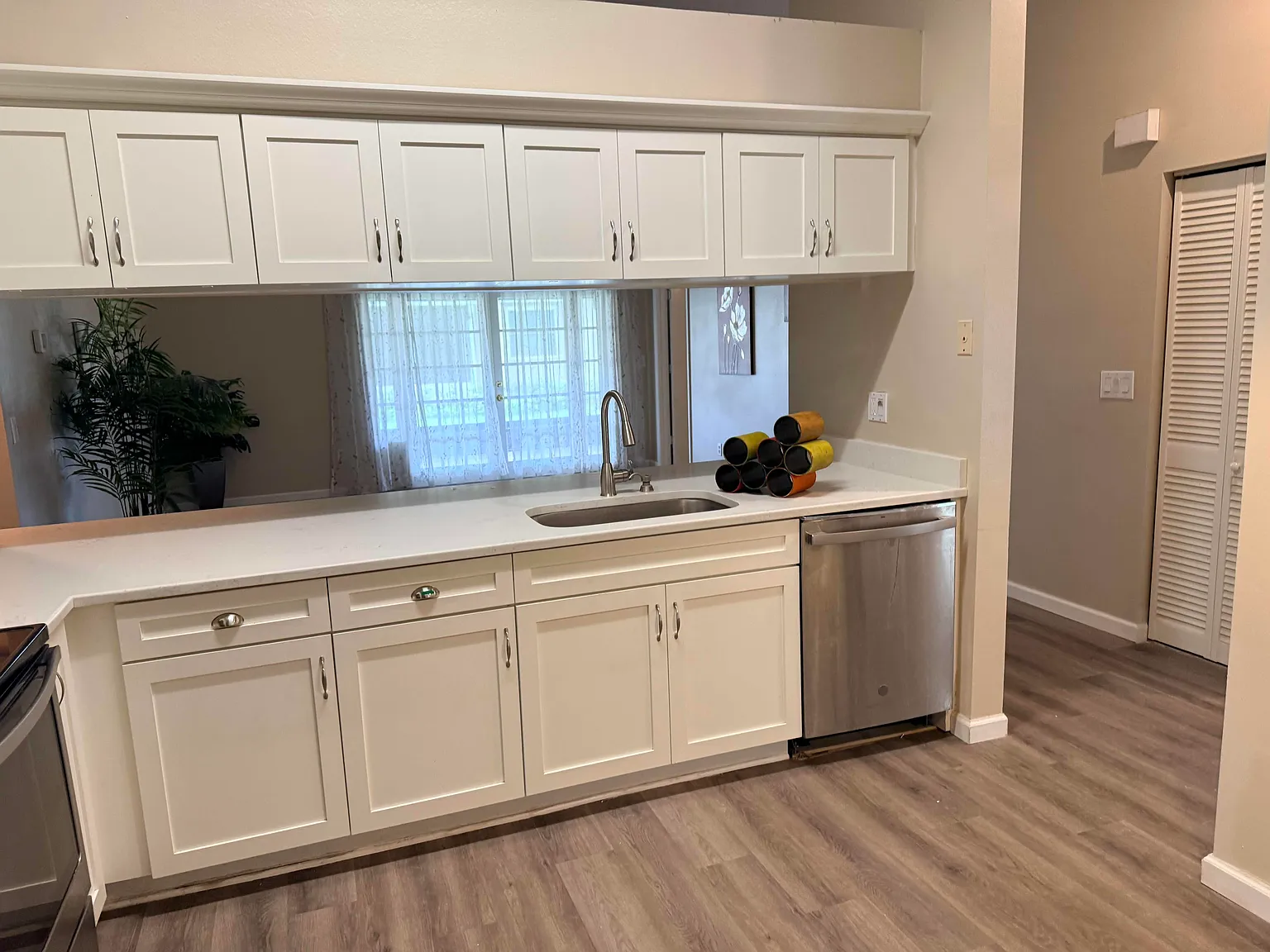 3 bed, 1300 sqft, $2,800 — Photo 4