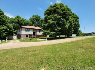 1427 Big Buffalo Rd, Stover, MO 65078