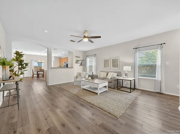 105 Rhew Place, Cibolo, TX 78108