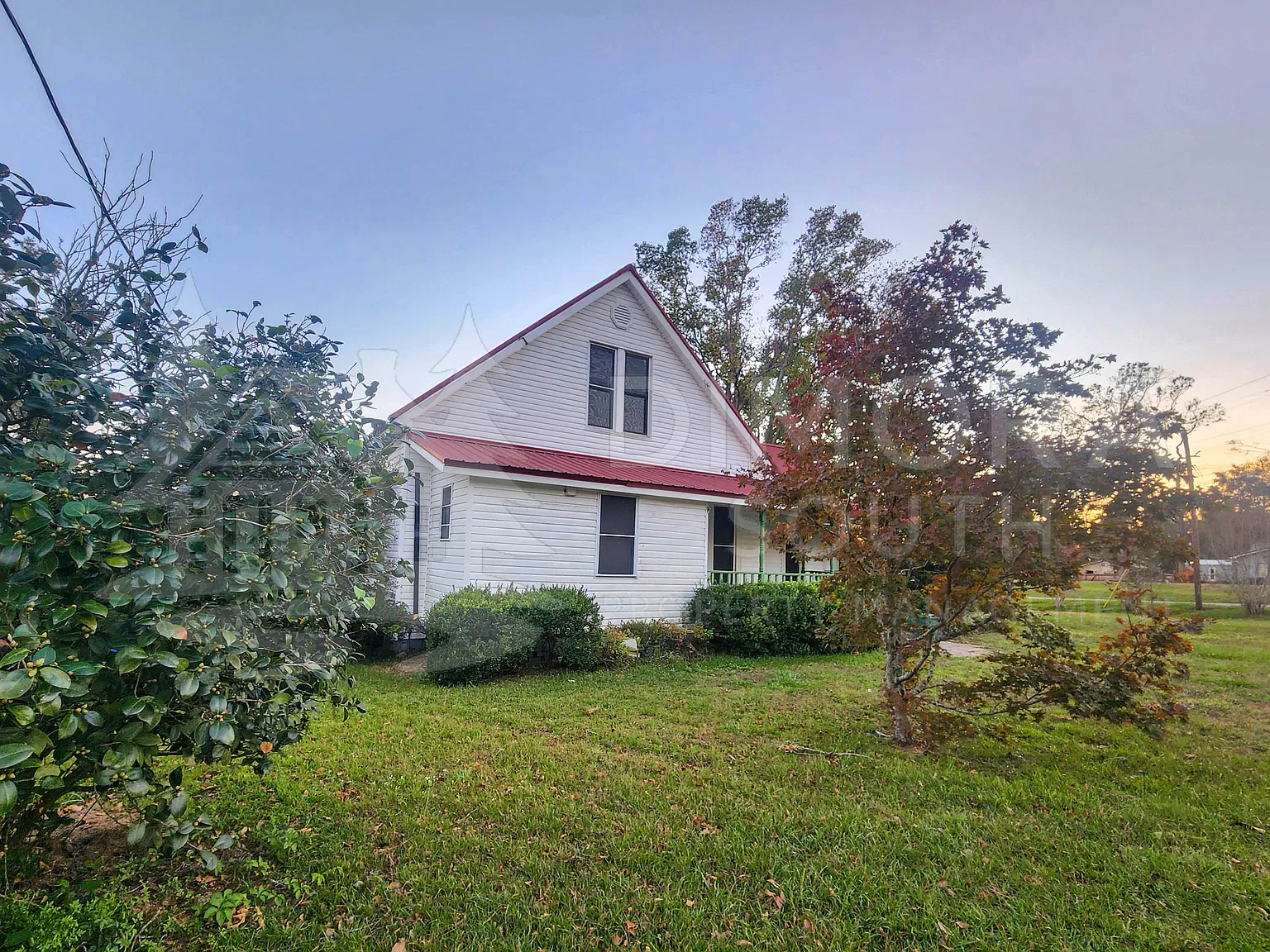 421 Franklin Ave — Photo 1