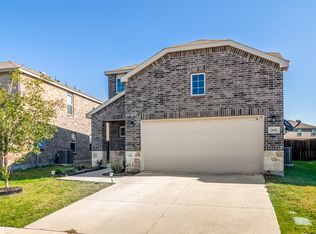 1851 Ballinger Dr, Forney, TX 75126