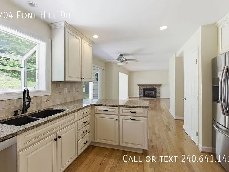 3704 Font Hill Dr — Photo 14