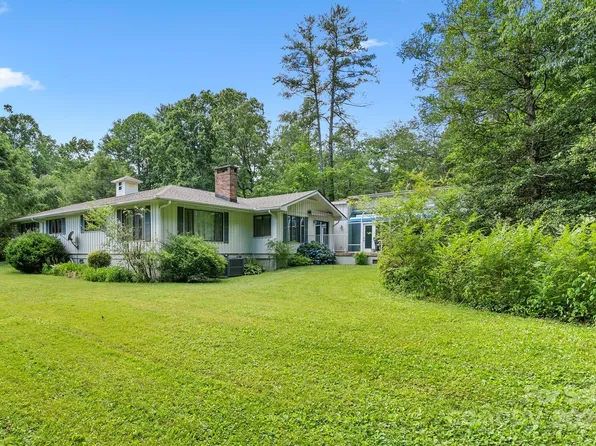 424 Brandon Rd, Hendersonville, NC 28739