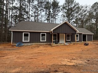 505 E Dogwood Trl, Coffee Springs, AL 36318