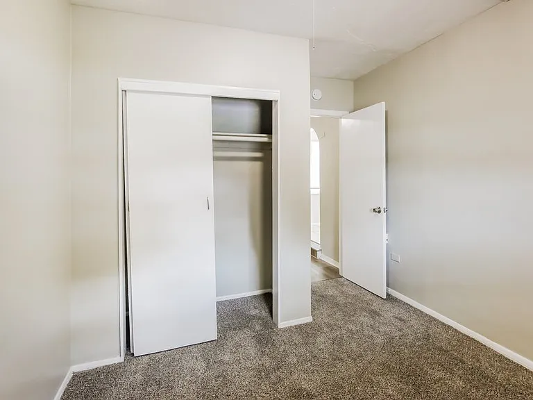 6885 NW 27th Ct — Photo 16