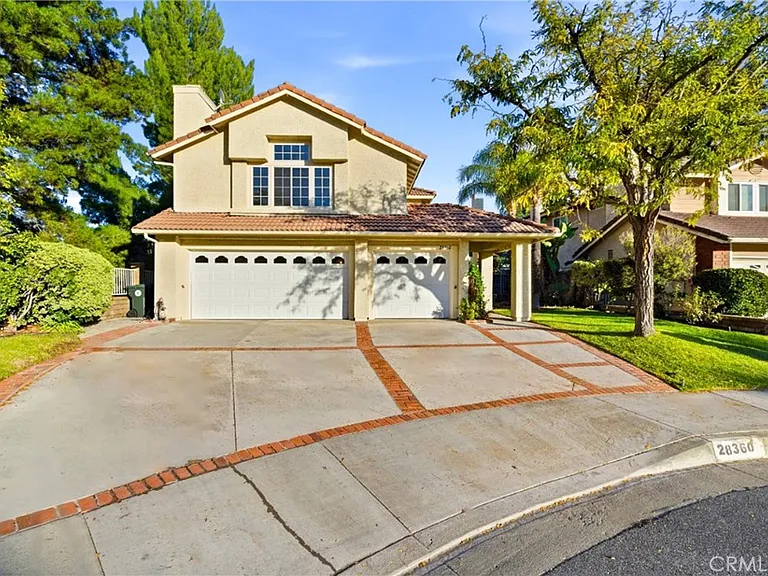 28360 Easton Ln — Photo 2