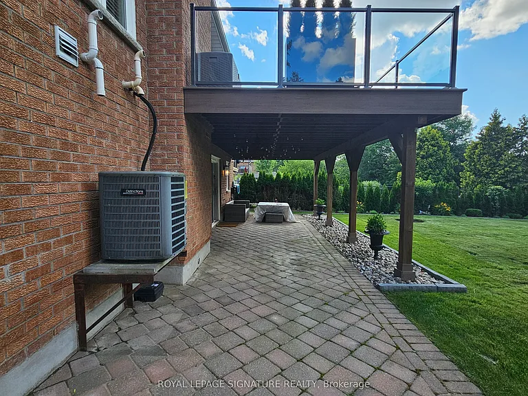 30 Craigleith Cres #LOWER — Photo 8