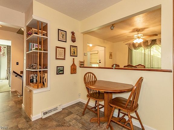 3rd image of 4432 Donna Dr