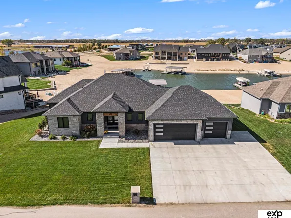 673 Legacy Pointe, Ashland, NE 68003