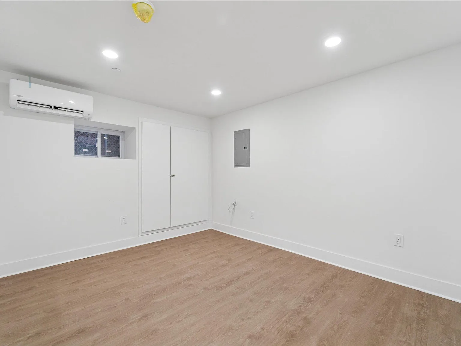 1 bed, 1.0 bath, 1872 sqft, $1,150 — Photo 3
