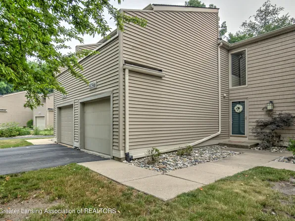 3627 E Meadows Ct, Okemos, MI 48864