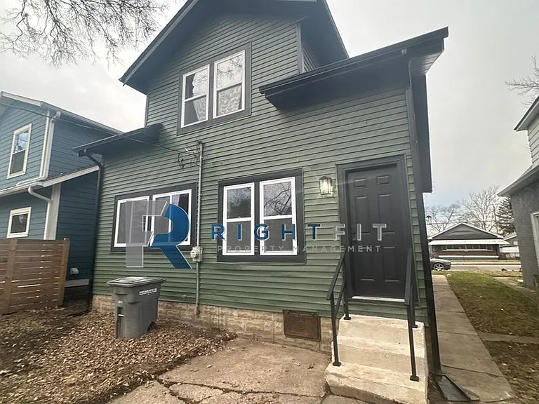 2165 N Harding St — Photo 14