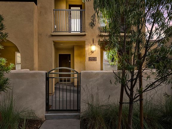 3rd image of 272 S Arroyo Dr