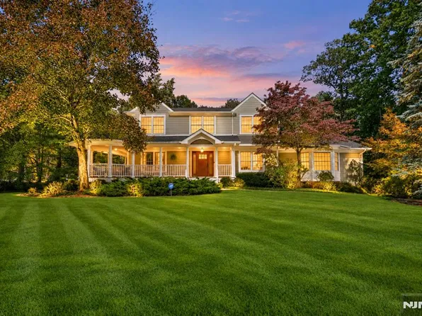 29 Appert Terrace, Mahwah, NJ 07430