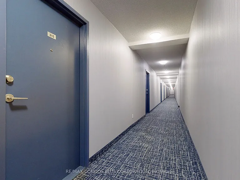 60 Fairfax Cres #315 — Photo 7