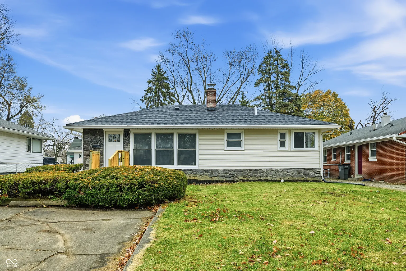 3709 N Layman Ave photo 1