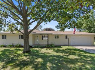 411 S White St, Sidney, IL 61877