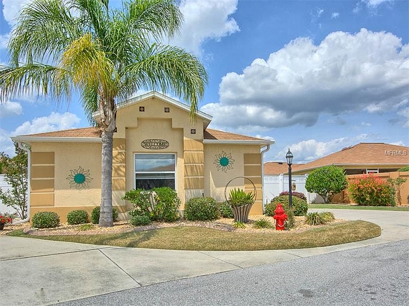 1st image of 1389 Chateau Way